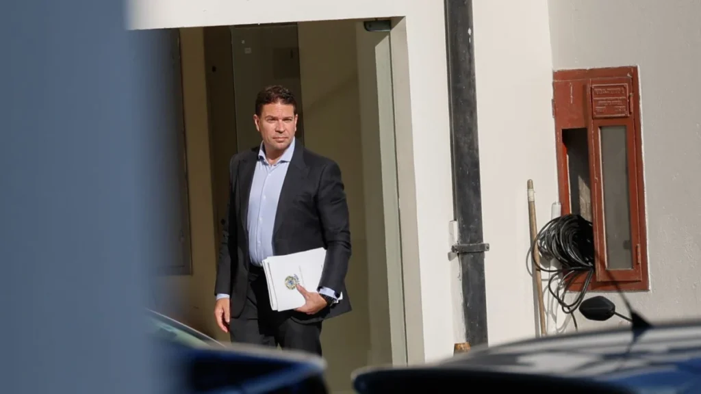 Urgente: Ministério da Justiça pede extradição de Ramagem!