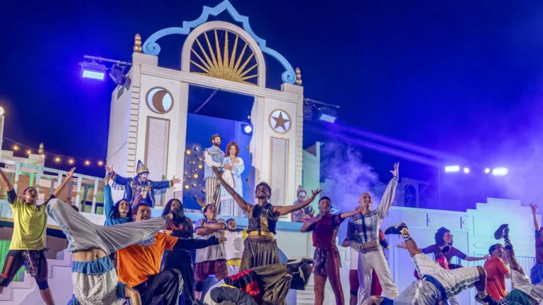 Baile do Menino Deus: abertura natalina no Recife