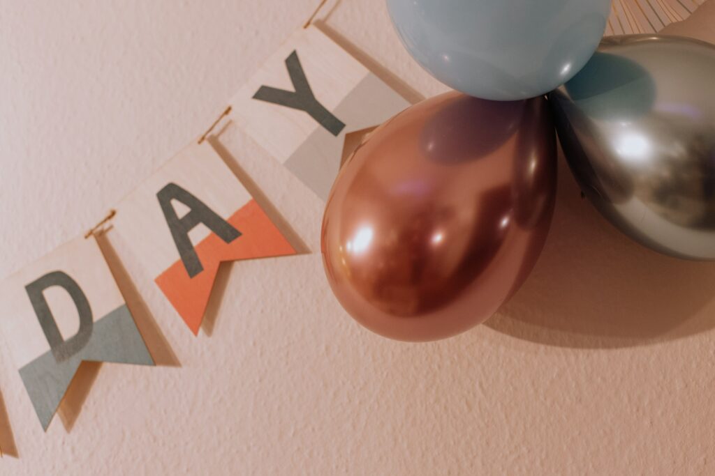 Receita Federal nega taxação do Pix e alerta sobre golpes