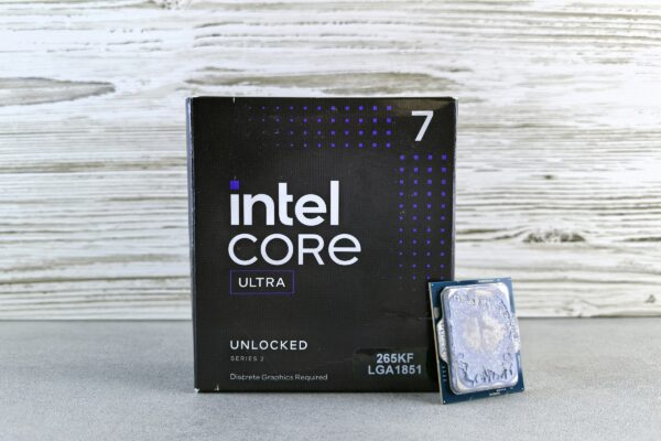 Intel core ultra processor box and chip