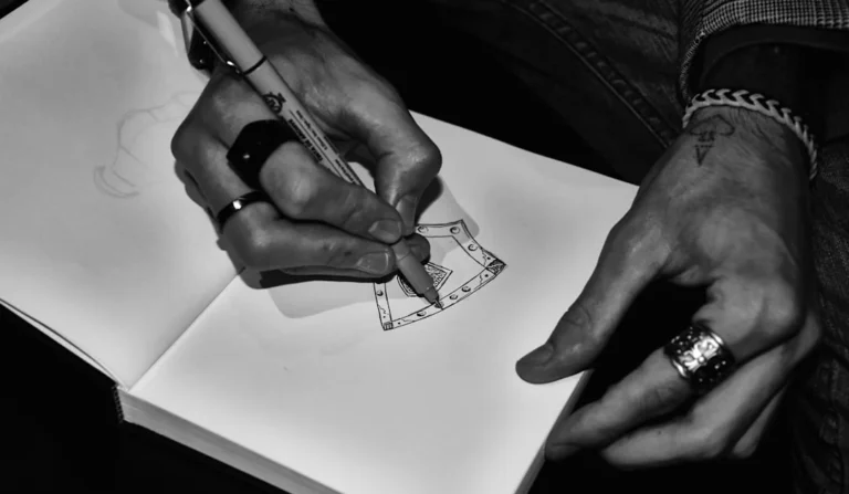 Polícia do Amazonas prende 13 agentes públicos por tráfico