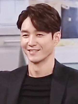 shim hyung tak Shim Hyung-tak I9 Artigos