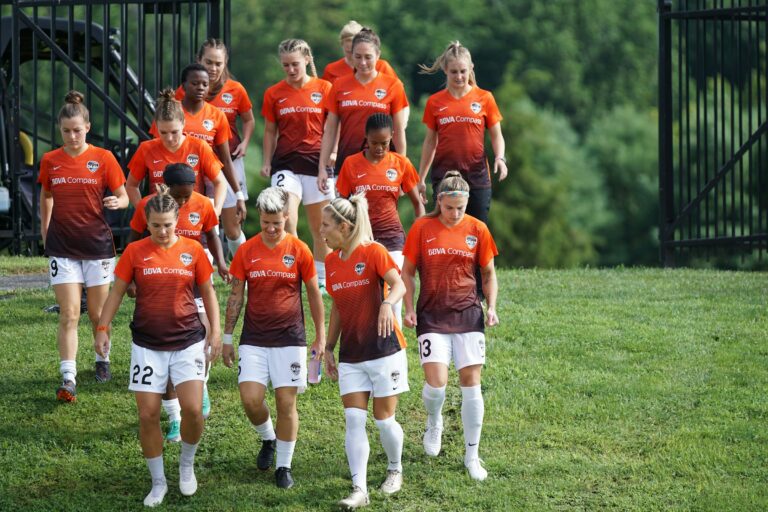 Seleção feminina enfrenta Costa Rica, Venezuela e México