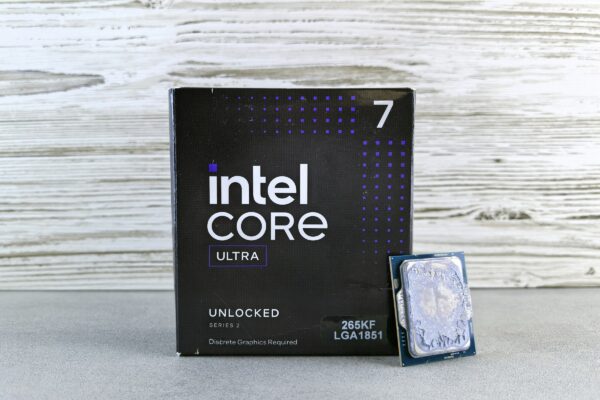 Intel core ultra processor box and chip
