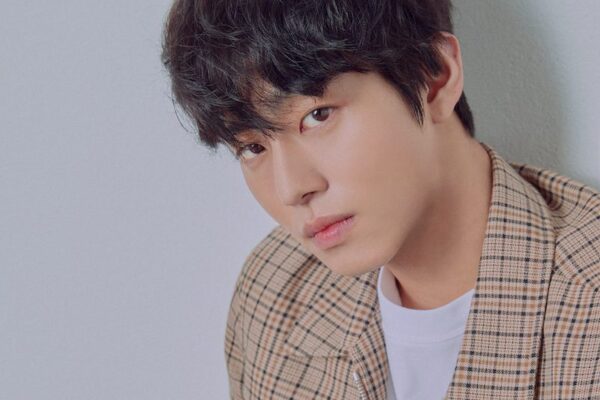 ahn hyo seop Perfis I9 Artigos