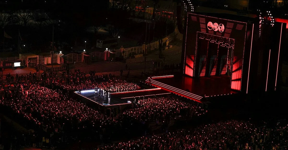 BTS gera polêmica em Gwanghwamun e afeta negócios locais