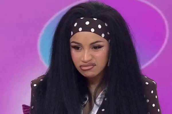 Cardi B ensina lições de vida no cardi code