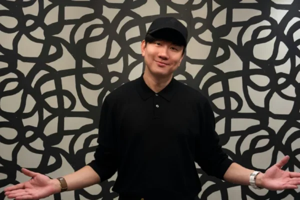 JJ Lin termina com herdeira após apenas dois meses de namoro