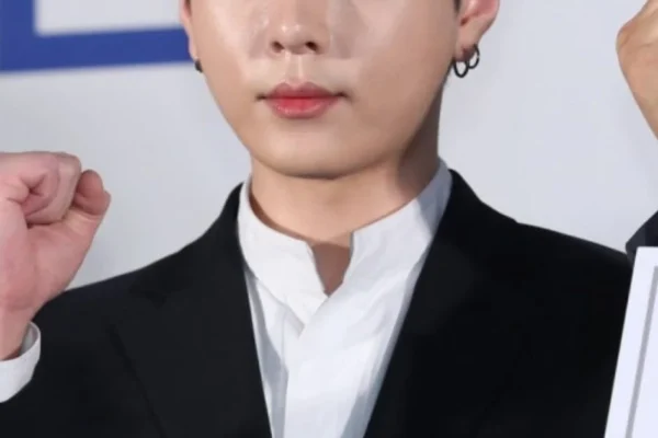 Yong Junhyung encerra contrato com a BLACK MADE por abusos