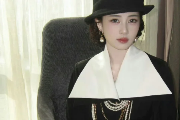 Bai Lu e sua impressionante transformação de beleza