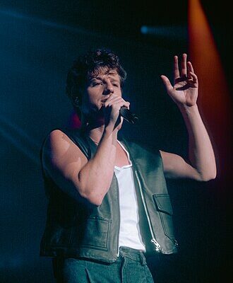 charlie puth Perfis I9 Artigos