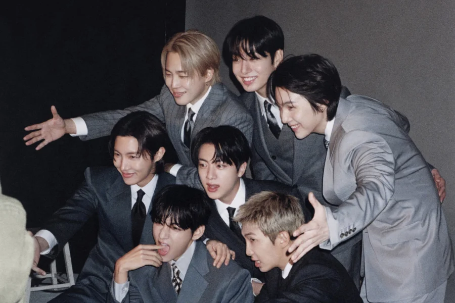 BTS conquista sexta vitória com “SWIM” no M Countdown e anima fãs brasileiros