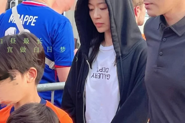 Jun Ji Hyun e filhos viralizam com fotos de beleza impressionante e "dna perfeito