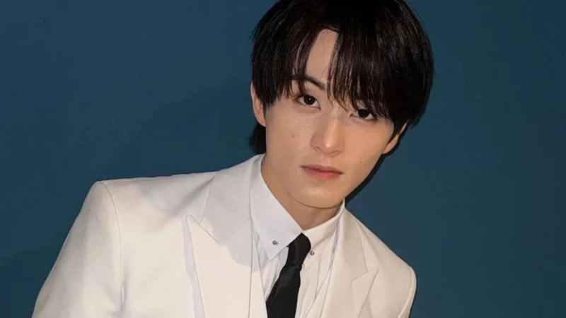 Você gostaria que Mark voltasse para o NCT? vote na nossa enquete!