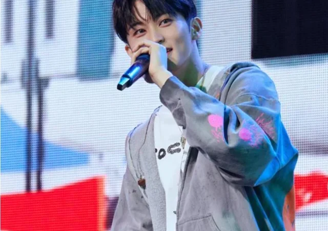 Mark, do NCT, encerra contrato e agradece fãs após 10 anos