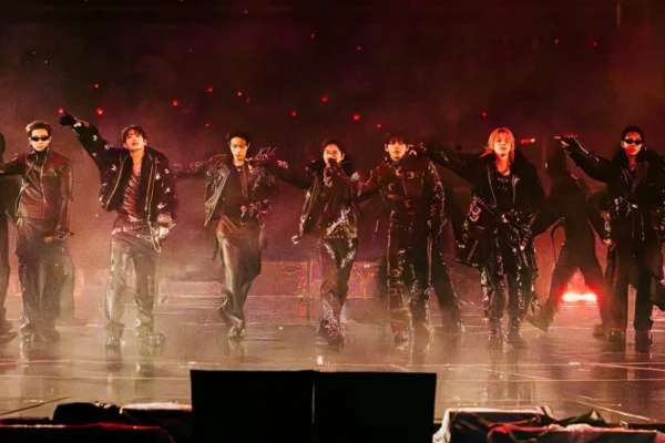 BTS dá início à turnê mundial 'arirang' em Goyang com lema poderoso '7 em totalidade