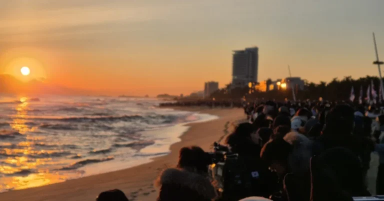 BTS brilha na tour de K-pop em Gangwon com ponto de ônibus icônico