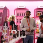 BTS e Walmart lançam linha de alimentos com noodles e probióticos nos eua