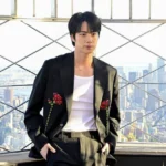 Jin do BTS revela desafios de ser o mais velho do grupo após retorno de turnê solo