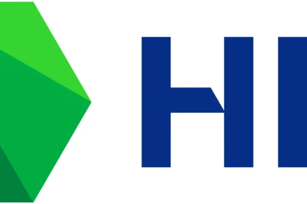 Felix do Stray Kids brilha no evento HERA black e encanta fãs