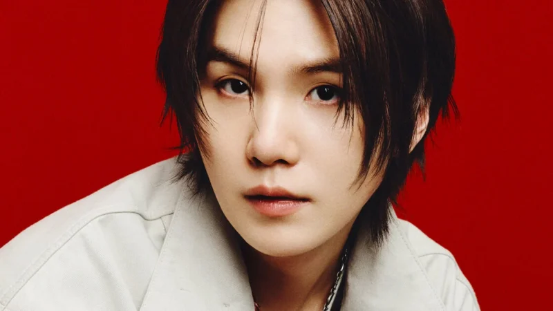 Suga do BTS revela como lida com a vigilância constante da fama
