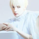 Hueningkai do TXT revela seu estilo único em ensaio de verão deslumbrante