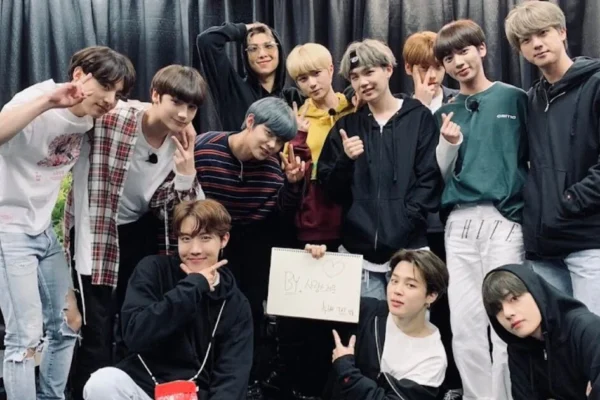 Soobin do TXT confessa que Seungyeon do KARA foi sua verdadeira motivação para entrar na BigHit