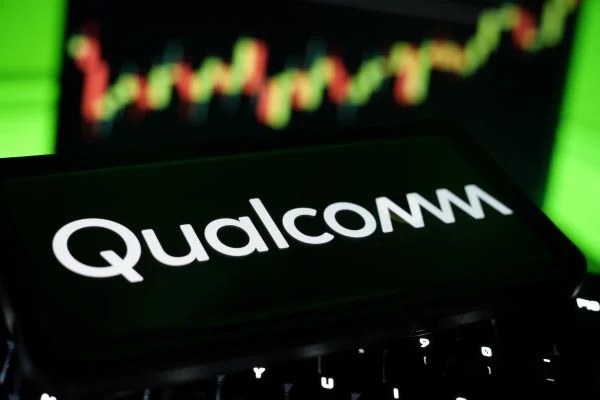 Sam Altman e Jony Ive unem forças para revolucionar chips de ai