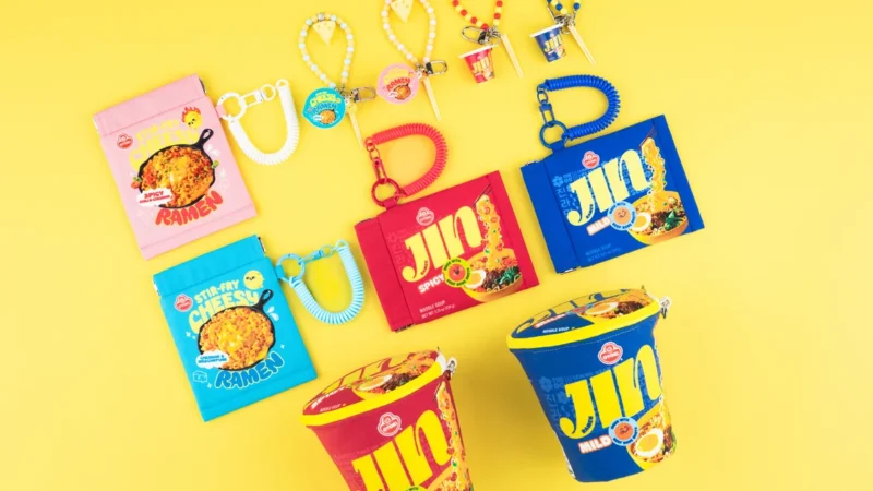 BTS impulsiona vendas globais de Jin Ramen com campanha de Jin