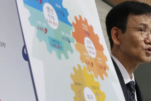 Aumento no turismo da Coreia do Sul após comeback do BTS em Gwanghwamun