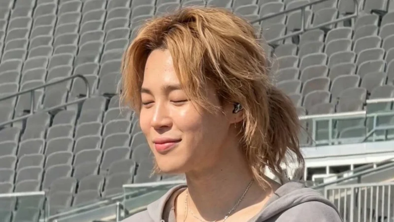Jimin do BTS provoca reações mistas com novo visual em visita ao México