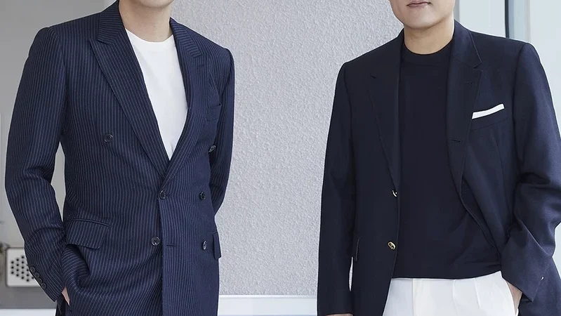 Líderes da SM e HYBE recebem prêmio da Billboard por impacto no k-pop