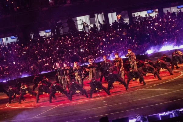 BTS arrasa na América Latina com turnê ARIRANG e 150 mil fãs no México