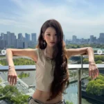 Jang Wonyoung arrasa com lingerie de 150 mil won em evento fashion