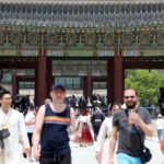 BTS atrai 4,2 milhões de turistas e quebra recorde na coreia