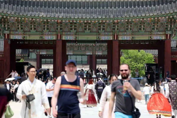 BTS atrai 4,2 milhões de turistas e quebra recorde na coreia