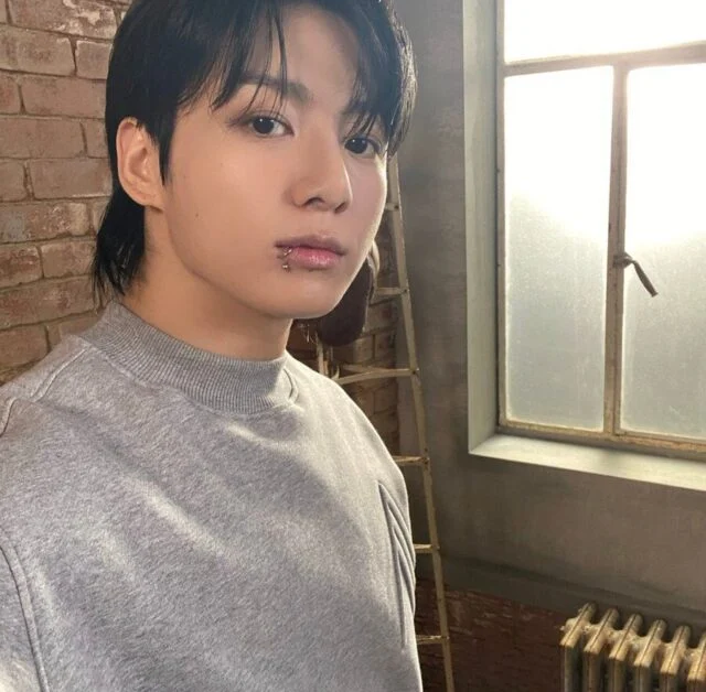 Jungkook do BTS responde sobre "shipping" e gera alvoroço entre fãs