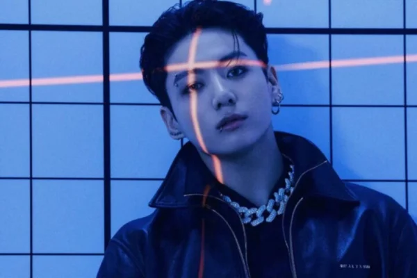 Jungkook do BTS se manifesta contra sasaengs e ameaça expor intrusos