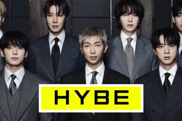 Críticas à HYBE aumentam após anúncio de merchandise da turnê ARIRANG do BTS