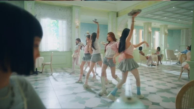 Baby Monster lança teaser vibrante de ‘SUGAR HONEY ICE TEA’ e agita fãs no brasil