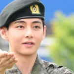 V do BTS se pronuncia e encerra polêmica com ex-colega militar