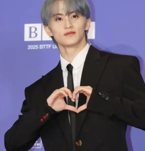 Mark do NCT lança sua própria agência ‘Upper Room’ e anuncia independência