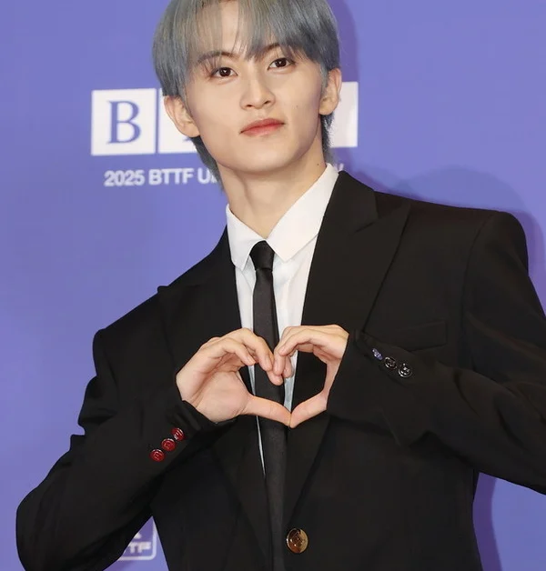 Mark do NCT lança sua própria agência ‘Upper Room’ e anuncia independência