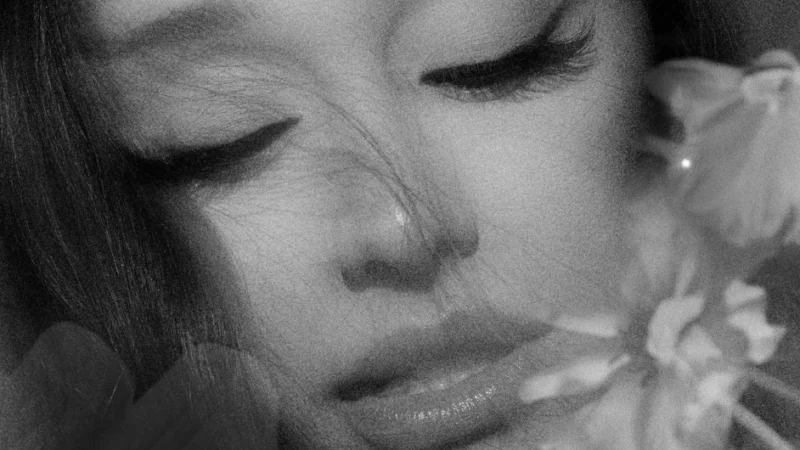 Ariana Grande lança single “hate that i made you love me” do álbum *petal*
