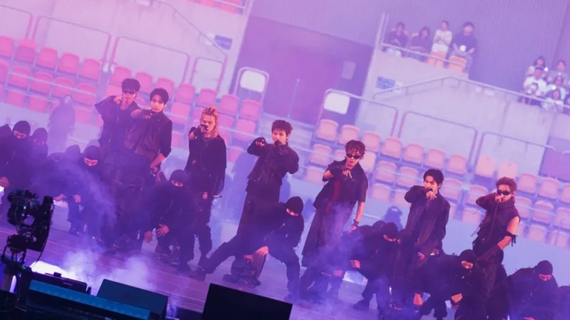 BTS comemora 13 anos com 110 mil ARMYs em show inesquecível em Busan