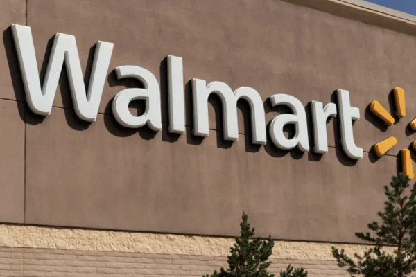Walmart lança linha ARIH com BTS e sabores coreanos nos eua