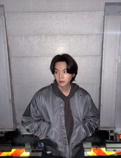 Jimin e Suga do BTS geram burburinho com postagens de “lovestagram