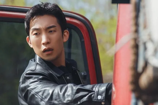 Lee Sang Yi brilha como detetive em A Bona Fide Killer, drama cheio de ação e emoção