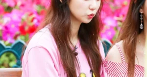 An Yujin encanta fãs com beleza refrescante em fotos do tour da IVE