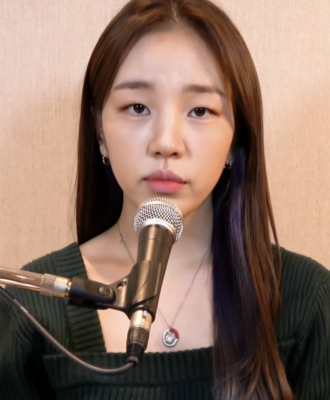 baek ah yeon Perfis I9 Artigos